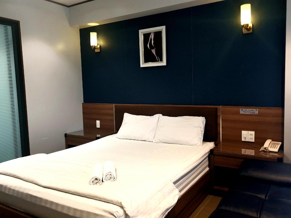 Reddoorz Premium Cloud 9 An Nhon Hotel Ho Şi Min Dış mekan fotoğraf